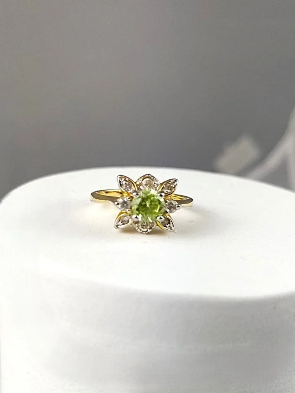 Green and White Flower Ring